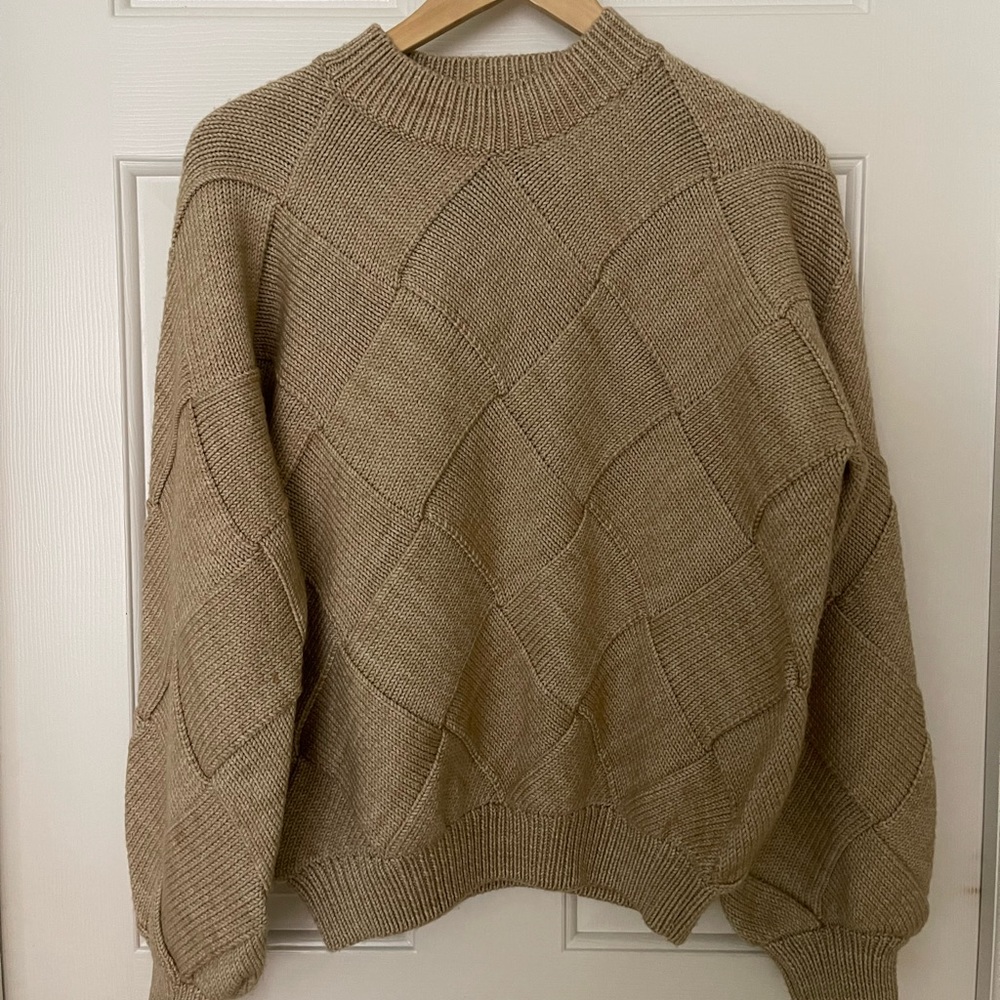 Misha & Puff adult entrelac sweater xs/s